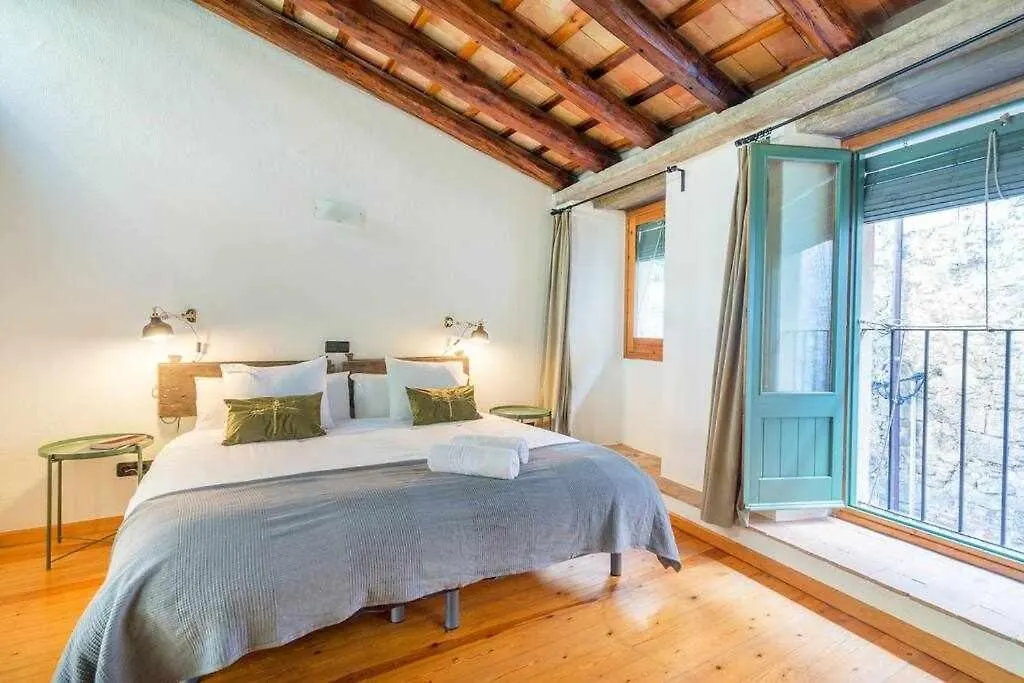 Sleep & Stay Arab Baths Atico Apartment location